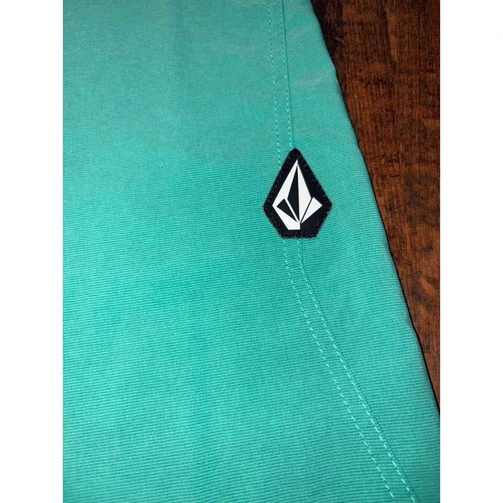 Volcom Mod-Tech Board Shorts Mens 33 Teal Green Repreve Stretch Swim Trunks